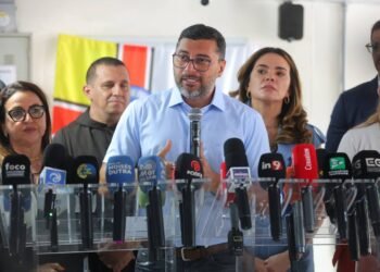 Governador Wilson Lima dá início às atividades do Barco Hospital São João XXIII em 2026 e destaca mais de 200 mil atendimentos realizados