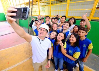 Prefeito David Almeida destaca avanços na alfabetização e recomposição da aprendizagem na rede municipal de ensino