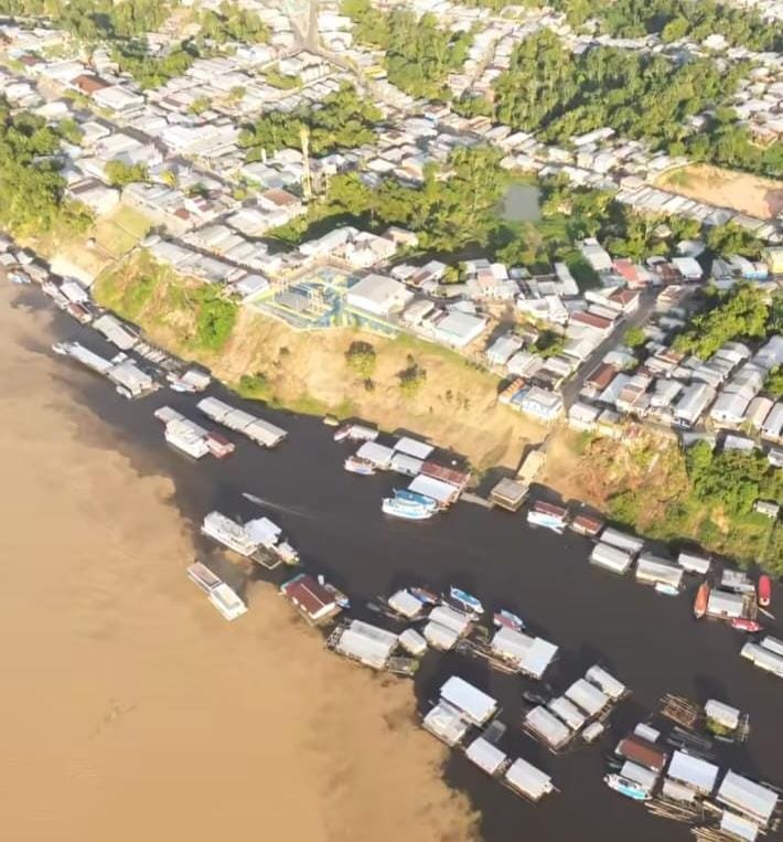 Vista aérea da cidade de Tapauá no Amazonas 