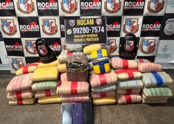 PM prende cinco pessoas com 90 tabletes de drogas no Rio Negro