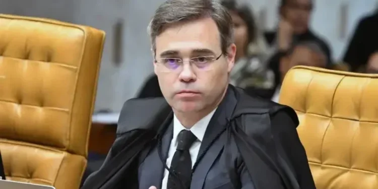 Polícia Federal se reúne com André Mendonça e acelera investigação do Caso Master no STF