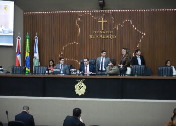 Roberto Cidade apresenta balanço da gestão e metas da Aleam para 2026