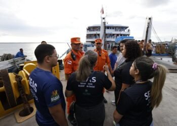 Governo do Amazonas monta força-tarefa para resgate de vítimas de naufrágio de embarcação