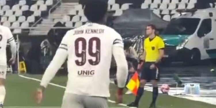 John Kennedy decide clássico e Fluminense avança no Carioca