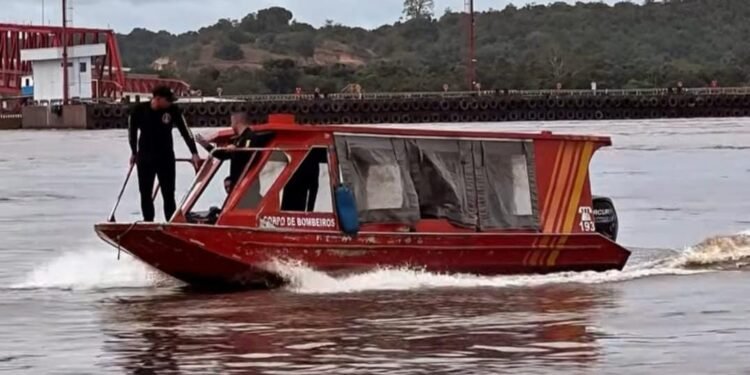 Corpo de cantor gospel é encontrado após naufrágio no Encontro das Águas; vítima é um dos desaparecidos