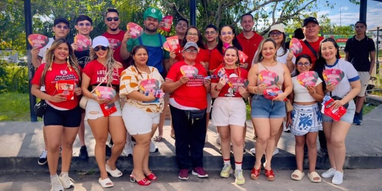 Frendhat reforça prevenção e realiza ação educativa durante o Carnaval em Manaus