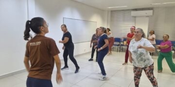 Manausprev inicia atividades de qualidade de vida com turma de dança para aposentados