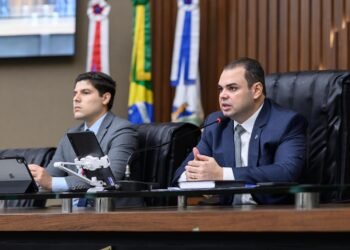 Roberto Cidade cobra da Amazonas Energia o restabelecimento da energia elétrica em comunidades de Manicoré, que estão há meses sem abastecimento regular