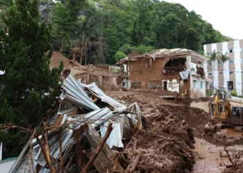 Lula sobrevoa neste sábado áreas afetadas pelas chuvas em Minas Gerais