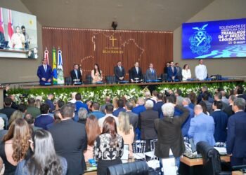 Prefeito em exercício Renato Junior prestigia abertura dos trabalhos da Assembleia Legislativa do Amazonas