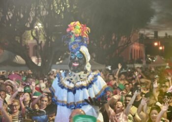 Prefeitura de Manaus fortalece o Carnaval de Rua com apoio e serviços em 300 bandas e movimenta mais de R$ 150 milhões na economia da cidade