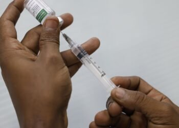 Covid-19 mata 29 pessoas em janeiro no Brasil Principais vítimas foram homens com mais de 65 anos