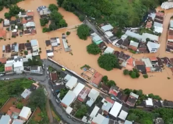 Soterrado, homem sobrevive com ajuda de amigo em Juiz de Fora