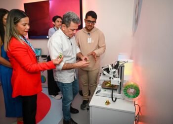 Vice-governador Tadeu de Souza acompanha primeiros atendimentos do novo Caic TEA, na zona centro-sul de Manaus