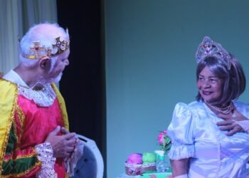 ‘Foram Felizes Para Sempre’: FUnATI apresenta comédia sensível sobre autonomia, beleza e envelhecimento ativo