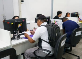Sine Amazonas divulga 309 vagas de emprego para esta segunda-feira