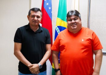 Presidente David Reis recebe vereador de Autazes para fortalecer diálogo institucional entre os municípios