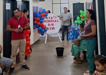 Profissionais da prefeitura orientam sobre saúde renal em programação pelo Dia Mundial do Rim