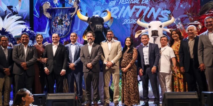 Na abertura do 59º Festival de Parintins, Roberto Cidade destaca impacto cultural e econômico do maior espetáculo folclórico do Brasil