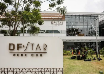 Médica citou risco de morte ao transferir Bolsonaro para hospital