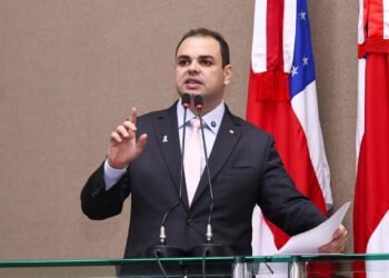 Assunto: Roberto Cidade antecipa debate nacional e garante proteção a crianças na internet