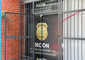 PC-AM prende casal por aplicar golpes com agência de viagens e causar prejuízo de mais de R$ 100 mil às vítimas