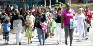 Desemprego sobe para 5,8% em fevereiro, mas é o menor para o trimestre