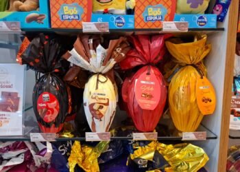 Pré-Páscoa: opções de ovos de Páscoa impulsiona a economia em Manaus