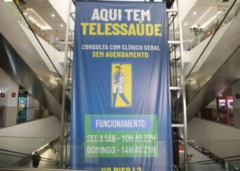 Governo do Amazonas implanta cabines de Telessaúde para consulta médica com clínico geral em shoppings da capital