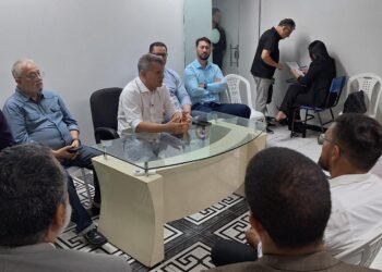 Suframa volta a discutir melhorias para as cooperativas em reunião com profissionais do turismo no Amazonas