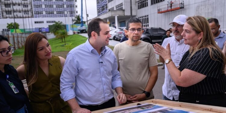 Na reta final das obras, governador interino Roberto Cidade vistoria Policlínica e Hospital-Dia do Complexo Hospitalar Sul