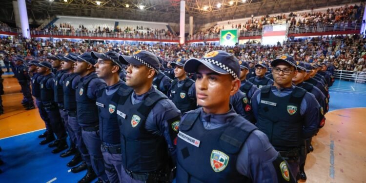 Governo do Amazonas apresenta calendário de pagamentos de novos soldados da PMAM e CBMAM após promoção