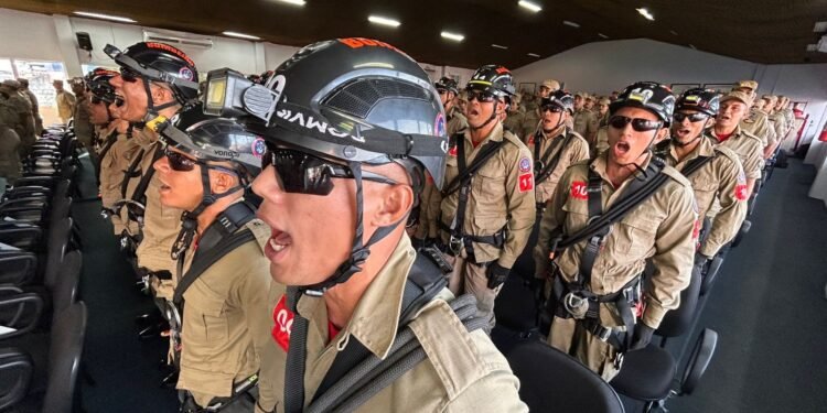 Corpo de Bombeiros inicia terceira turma do Curso de Especialização de Salvamento em Altura