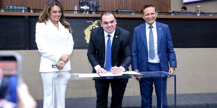 Deputado Adjuto Afonso assume a presidência da Aleam em novo cenário político no Amazonas