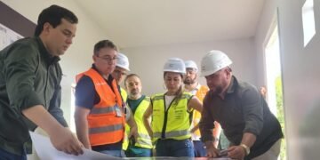 Sedurb e TCE acompanham avanço das obras do Prosai em Parintin