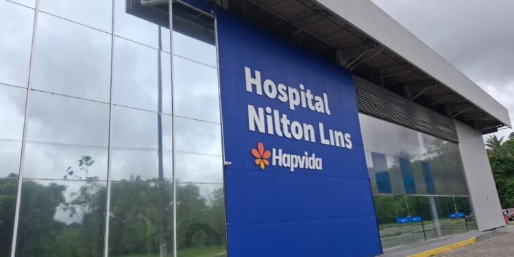 Áudios longos, reuniões e chamadas: estamos falando mais e pior? Especialista alerta para sobrecarga vocal na era digital