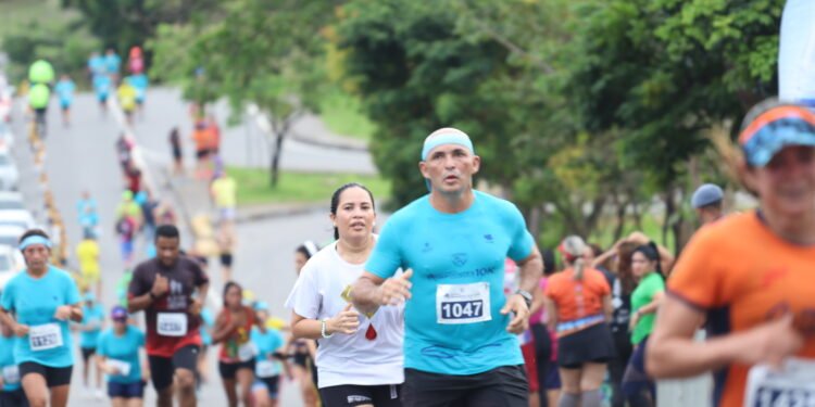 PMAM inicia entrega de kits da 40ª Corrida Tiradentes com prova marcada para domingo