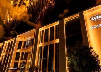 Manaus Plaza sorteia caminhão de prêmios na campanha de Dia das Mães