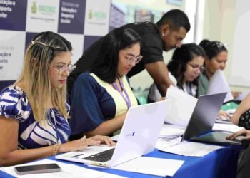 Secretaria de Educação convoca 98 candidatos aprovados no PSS para atuação no interior e áreas indígenas