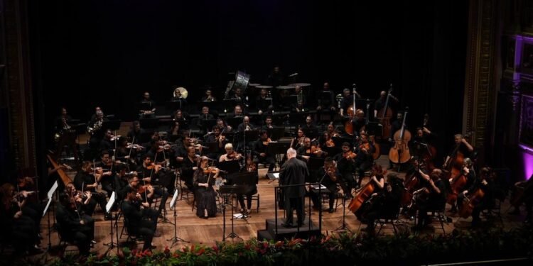 Após sucesso de público, Concerto Lírico retorna ao palco do Teatro Amazonas com participação do barítono sul-coreano Sunu Sun