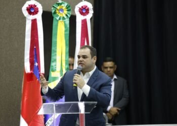 Governador interino Roberto Cidade destaca Feclam como instrumento de fortalecimento das Casas Legislativas do Amazonas