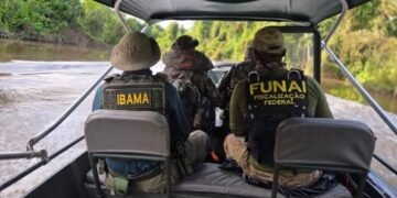 Operação Wahanararai do Ibama apreende pescado ilegal, armas e madeira no Vale do Javari (AM)