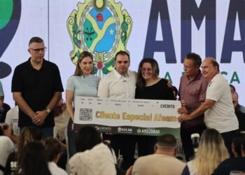 Governo Presente: Afeam entrega R$ 35 mil em financiamentos para empreendedores da zona norte de Manaus