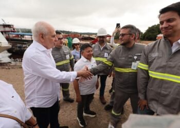 Em visita ao complexo Azulão, vice-governador Serafim Corrêa destaca potencial energético do Amazonas