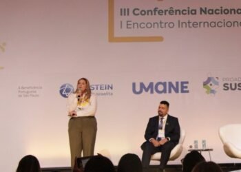 Avanços da saúde no Amazonas são destaque em apresentação de Nayara Maksoud no Congresso Norte e Nordeste de Gestão do SUS