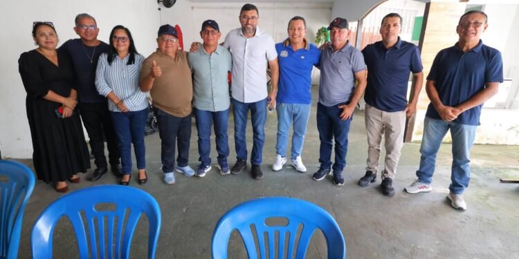 Wilson Lima reúne lideranças em Silves, destaca transformação econômica e geração de empregos com avanço do setor de gás