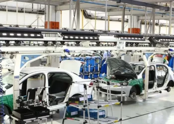 Lula defende indústria brasileira de carros na América Latina e África
