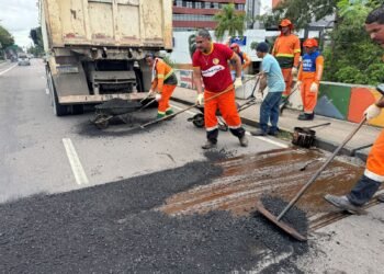 Prefeitura de Manaus intensifica manutenção asfáltica na avenida Constantino Nery e reforça segurança viária na capital