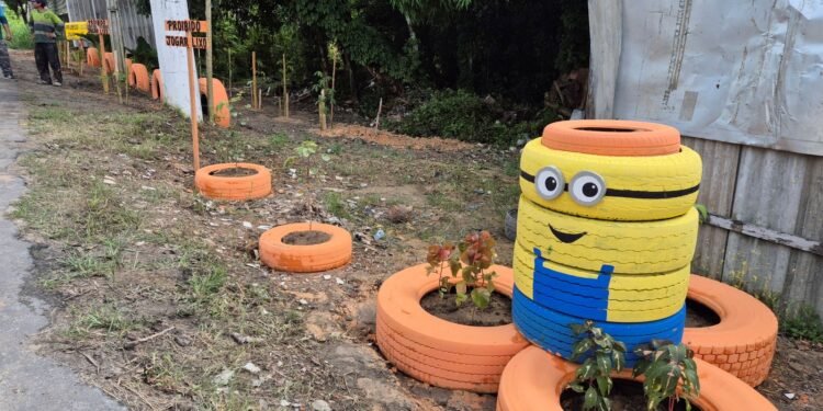 Prefeitura de Manaus elimina lixeira viciada na zona Norte e transforma área em novo jardim urbano