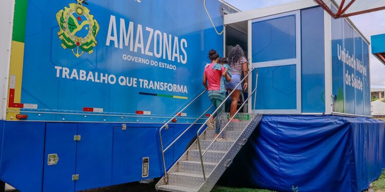 Carreta da Saúde inicia atendimentos na zona leste nesta segunda-feira, em Manaus